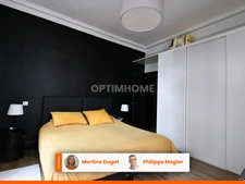 Appartement de 103m2, 2 chambres, quartier thermal de VICHY dans un immeuble remarquable.