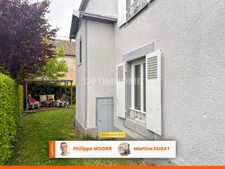 Maison de ville 11 pièces, 7 chambres, garages, CUSSET (03)