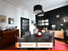 Appartement de 103m2, 2 chambres, quartier thermal de VICHY dans un immeuble remarquable.