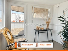 Rare à Vichy, lot 2 appartements 1er et 2ème étage avec toit terrasse, 2 garages et caves