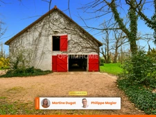 Magnifique longère 6 pièces avec terrain d'1 hectare à Isserpent (03)