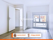 CUSSET centre historique, maison de ville, 3 chambres et 1 bureau-2 garages– 2 terrasses – Jacuzzi