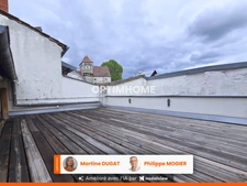 CUSSET centre historique, maison de ville, 3 chambres et 1 bureau-2 garages– 2 terrasses – Jacuzzi