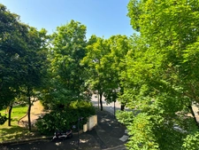 VICHY – Quartier République – Appartement de caractère 80 m² avec garage et caves dans maison Art déco