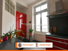 Appartement de 103m2, 2 chambres, quartier thermal de VICHY dans un immeuble remarquable.