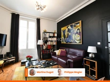 Appartement de 103m2, 2 chambres, quartier thermal de VICHY dans un immeuble remarquable.