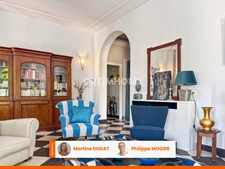Rare à Vichy, Duplex 1er et 2ème étage avec toit terrasse, 2 garages et caves
