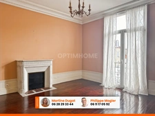 Magnifique appartement bourgeois avec studio indépendant, cœur de ville à VICHY