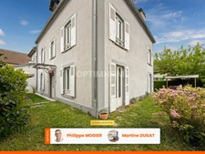 Maison de ville 11 pièces, 7 chambres, garages, CUSSET (03)