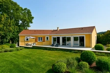 Maison récente de plain-pied avec piscine neuve, 3 chambres, pièce de vie de 71 m², 10 min de VICHY