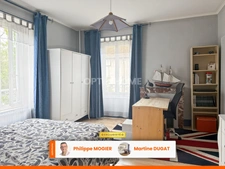 Maison de ville 11 pièces, 7 chambres, garages, CUSSET (03)