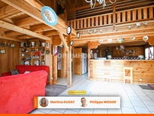 Magnifique chalet d'une surface habitable de 218m2 situé à 13km au Sud-Est de VICHY