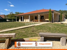 Maison de plain-pied, piscine, garage, jacuzzi à 20 minutes de VICHY