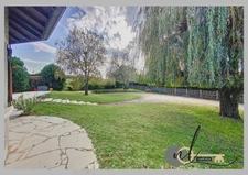 A VENDRE, 🏡 Maison familiale spacieuse avec piscine – Plus de 200 m2 au calme absolu proche Villefranche !