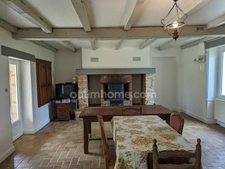 Charmante maison en L de plain pied en Perigord noir