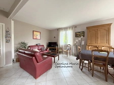 À vendre maison familiale avec jardin à Bourneville avec écoles et commerces à pieds 