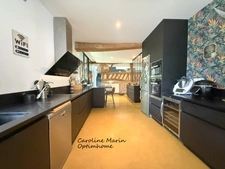 Magnifique propriété de caractère de 300 m² sur 3 000 m² de terrain avec piscine et jacuzzi à 5 minutes de Bourg-Achard 