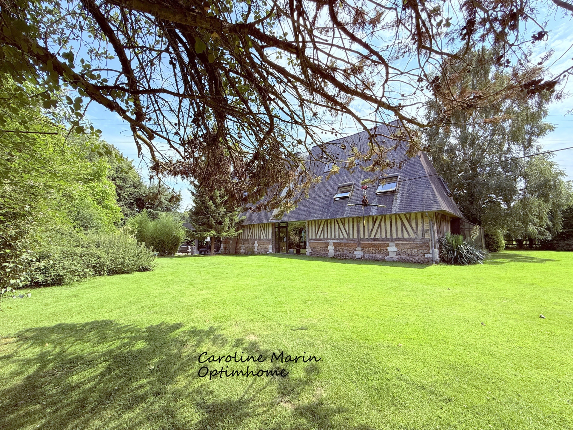 Maison 7 pièces 298 m² · à Bourg Achard · 298 m² · 410 000 €