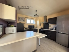 Maison familiale de 170 m² au cœur de Beuzeville – Beaux volumes, vie de plain-pied et jardin sans vis-à-vis