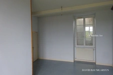 Plein centre village Bonneui Matours , Maison individuelle en pierre de 86m² , Jardin , dépendances ,proche Facultés et CHU