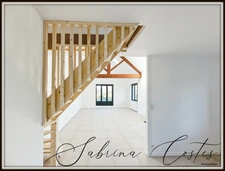 ? À VENDRE – MAISON ATYPIQUE RÉNOVÉE AVEC TERRASSE & CAVE VOÛTÉE – FRENEUSE (78) 200 m² habitables – 4/5 chambres – Vue dégagée – Garage – Jardin clos