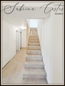 🏡 À VENDRE – MAISON ATYPIQUE RÉNOVÉE AVEC TERRASSE & CAVE VOÛTÉE – FRENEUSE (78) 200 m² habitables – 4/5 chambres – Vue dégagée – Garage – Jardin clos