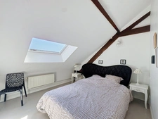 PERIGUEUX (Chancelade) Maison à louer T 6 de 210 m² avec terrain de 1450 m², piscine
