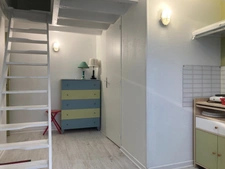 Dpt Dordogne (24), à vendre PERIGUEUX maison de ville avec un extérieur
