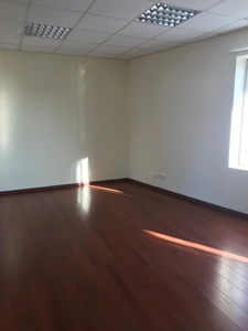 Dpt Dordogne (24), à louer PÉRIGUEUX Quartier des affaires 190 m² Bureaux, salle de réunion, parking  