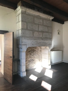Dpt Dordogne (24), à vendre PERIGUEUX immeuble de 340 m²
