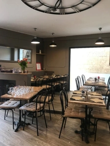 Dpt Dordogne (24), à vendre PÉRIGUEUX Restaurant Emplacement N°1