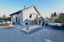    CESSY (01) Maison à vendre 6 pièces 181 m² - Terrain 980 m² - Quartier résidentiel -