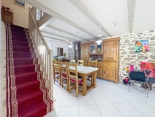 Maison à vendre 6 pièces plus dépendance de 180 m² ARTHAZ PONT NOTRE DAME (74)