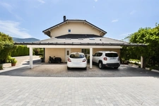 LOISIN - 74140 - Maison 8 pièces 286 m²- Terrain 1865 m² - Piscine et cuisine d'été 