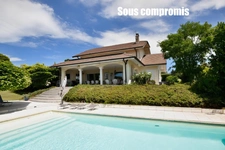 LOISIN - 74140 - Maison 8 pièces 286 m²- Terrain 1865 m² - Piscine et cuisine d'été 