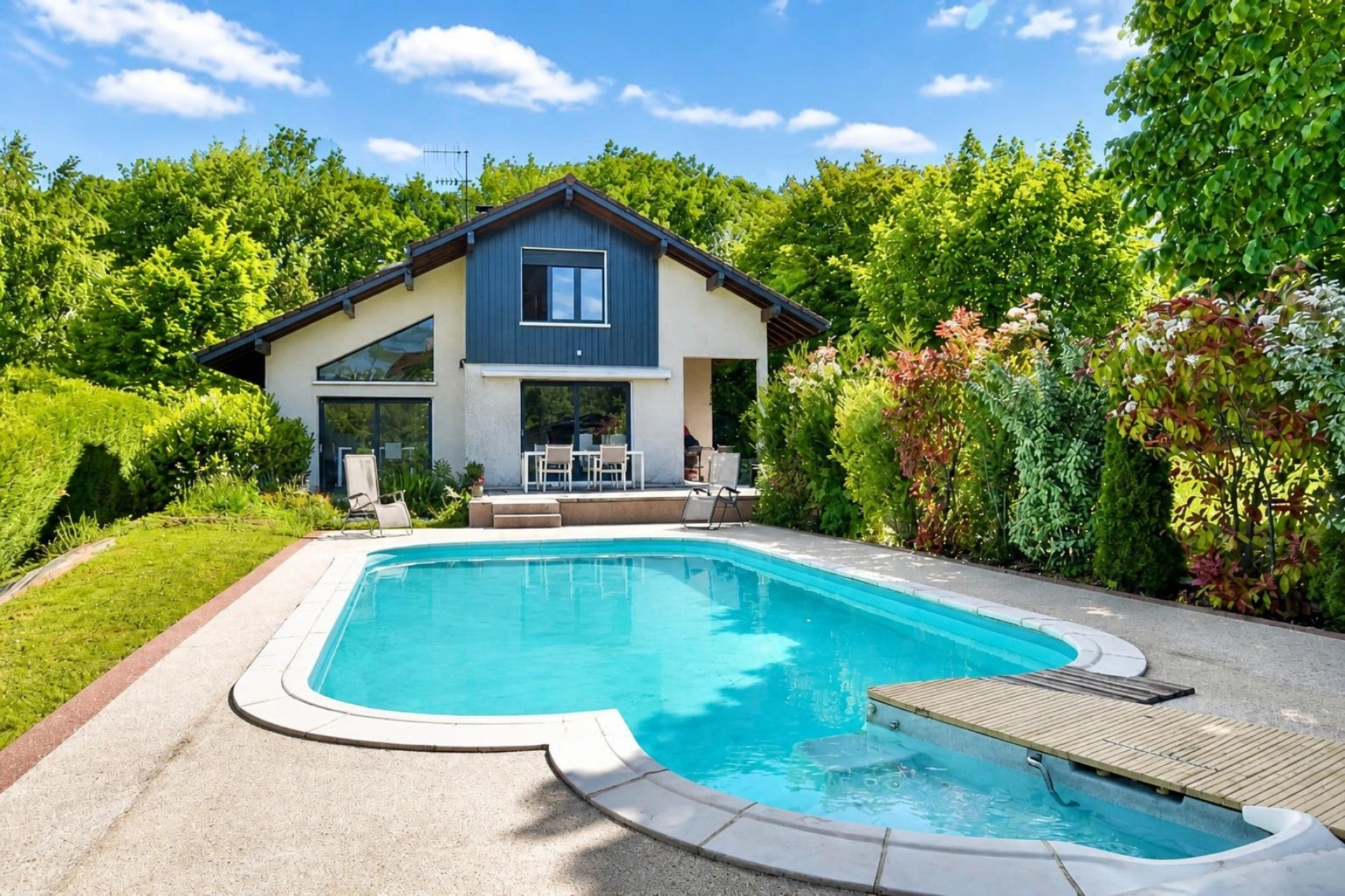 Maison 4 pièces 122 m² · à La Roche sur Foron · 122 m² · 570 000 €