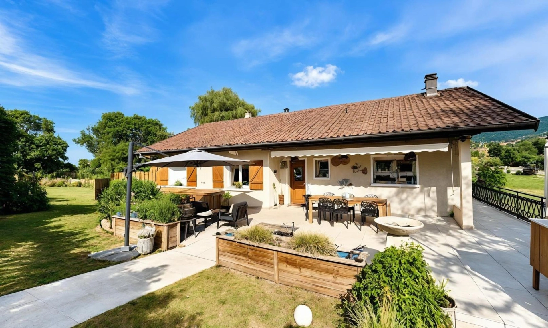Maison 6 pièces 130 m² · à Bons-en-Chablais · 130 m² · 610 000 €