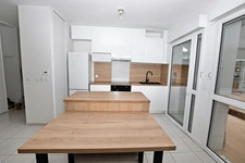 74100 - VETRAZ MONTHOUX - Appartement 47 m² en Rez de jardin - Garage - 