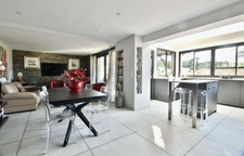    CESSY (01) Maison à vendre 6 pièces 181 m² - Terrain 980 m² - Quartier résidentiel -