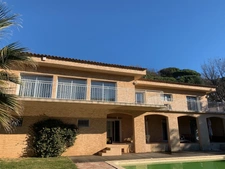 Maison à vendre 9 pièces COLLOBRIERES (83)