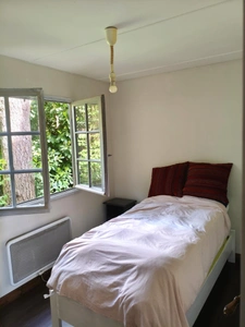 Maison à vendre 3 pièces NARGIS (45) sur terrain arboré sans vis-àvis.