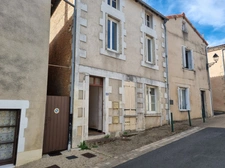 Immeuble - Centre-Ville Lussac les Châteaux - 86320