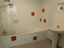 PLAIN-PIED - 2 Chambres - Garage -  VERRIERES - 86410