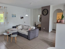 Plain-pied - 2 Ch - 76m² - VERRIERES - 86410