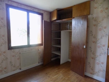 Maison de ville 6 pièces- 94,58m² - MONTMORILLON - 86500