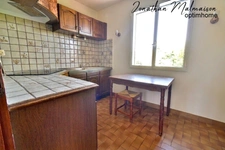 Maison familiale + terrain à bâtir – Environ 2 600 m² – Proche Le Neubourg