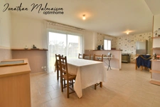 Maison familiale récente – 3 chambres – Garage – 944 m² – Au calme proche Conches-en-Ouche