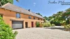 Conches-en-Ouche – Ensemble immobilier avec multiples possibilités