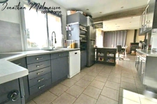 Charmante maison entièrement rénovée – 4 chambres – Terrain clos – proche Évreux