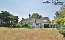 Maison familiale + terrain à bâtir – Environ 2 600 m² – Proche Le Neubourg